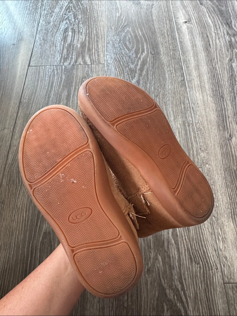 UGG Kids Short Suede Boots - Chestnut Brown